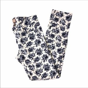 Paige Peg skinny flowery print pants in excellent condition women’s size 27